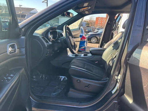 2019 Jeep Grand Cherokee Altitude