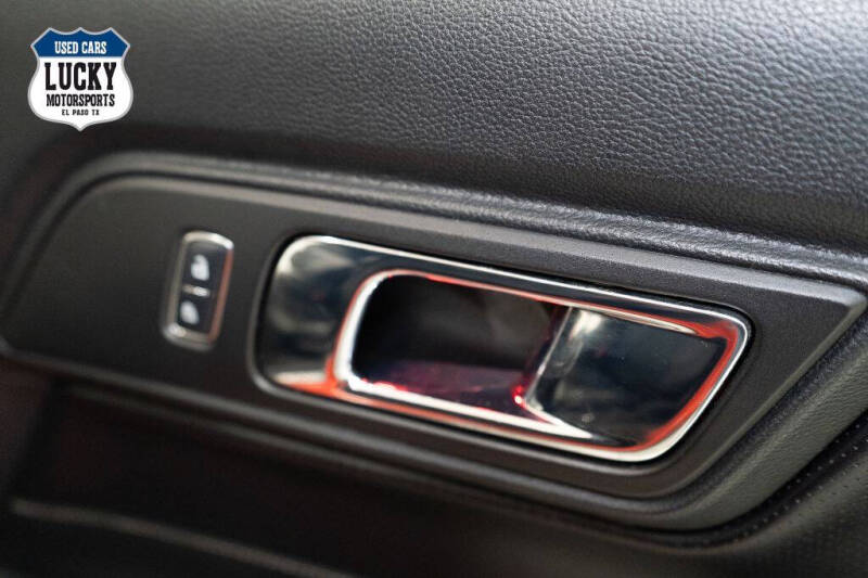 2015 Ford Mustang