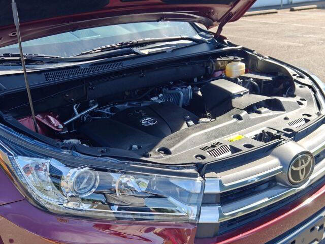2017 Toyota Highlander Limited