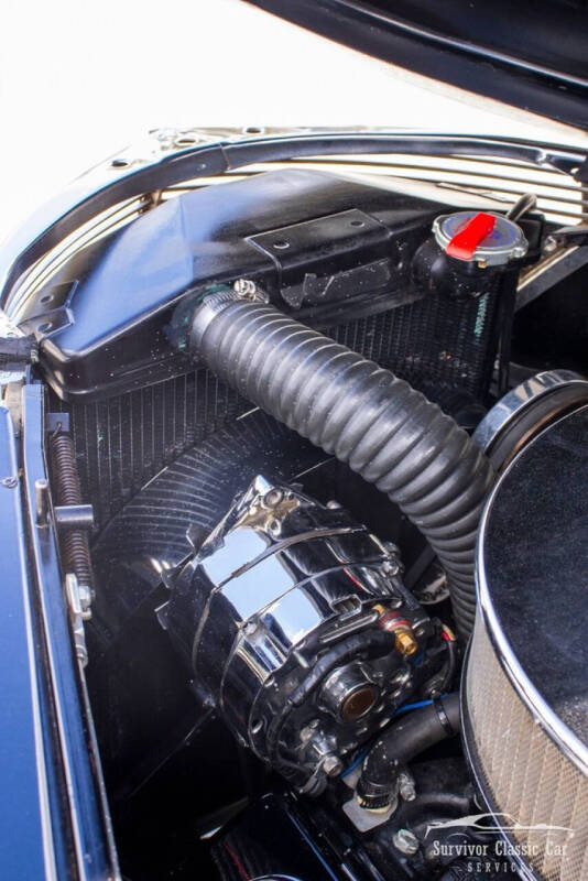 1937 Ford Cabriolet