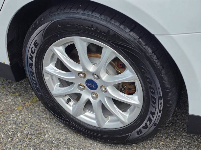 2016 Ford Fusion S