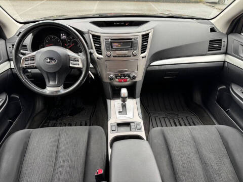 2013 Subaru Outback 2.5i Premium