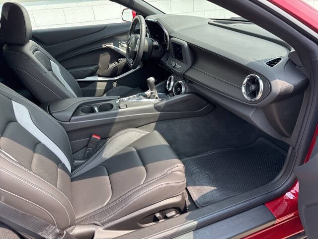 2023 Chevrolet Camaro LT