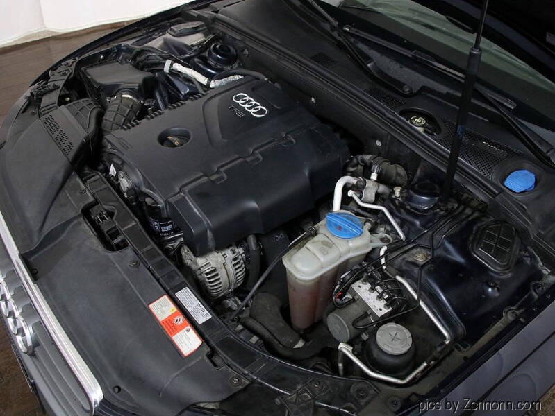 2009 Audi A4 2.0T quattro Premium