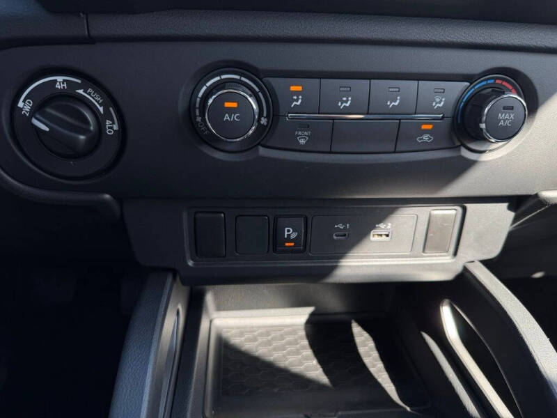 2026 Nissan Frontier SV