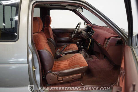 1989 Nissan Truck