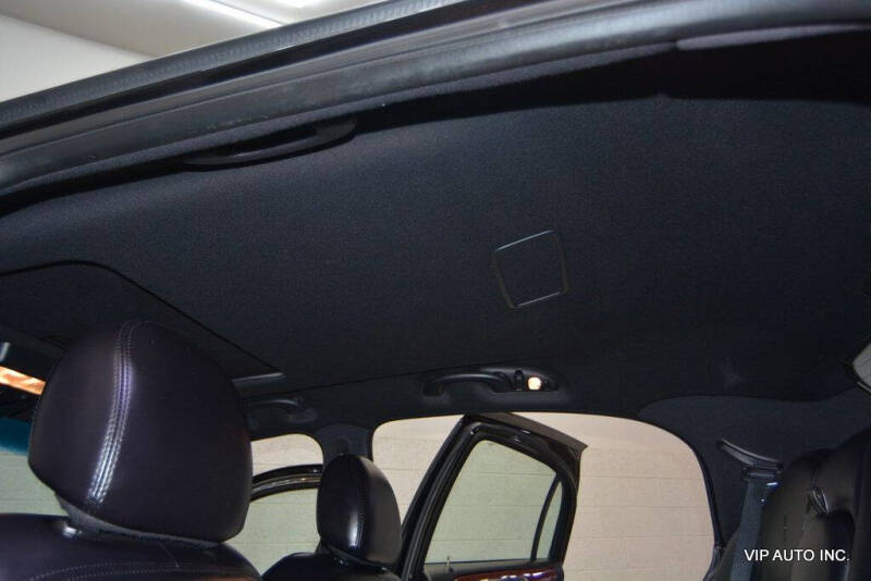 2005 Lincoln Town Car Signature Limited