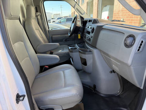 2022 Ford E-Series E-350 SD