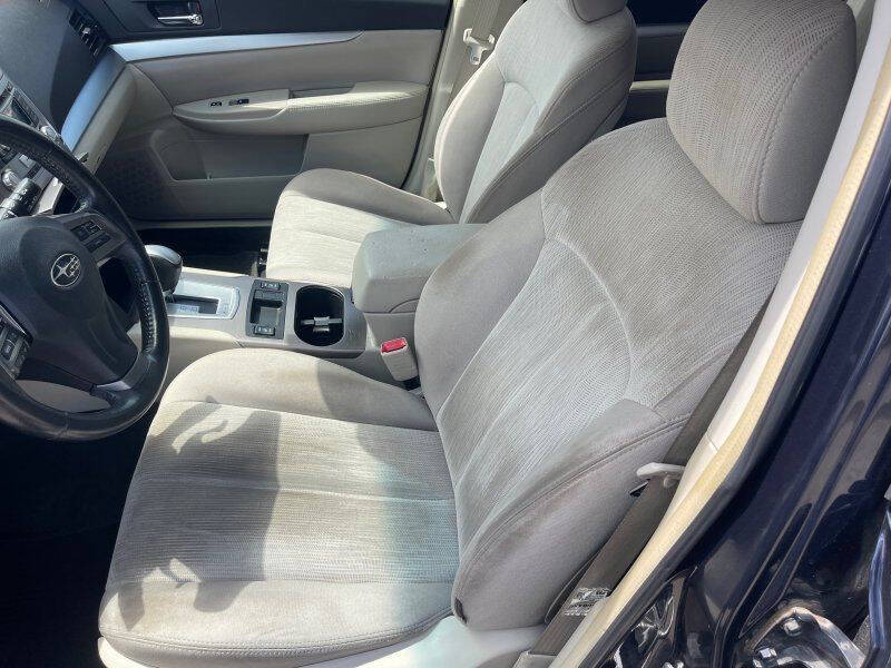 2013 Subaru Outback 2.5i Premium