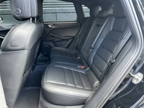 2024 Porsche Macan GTS