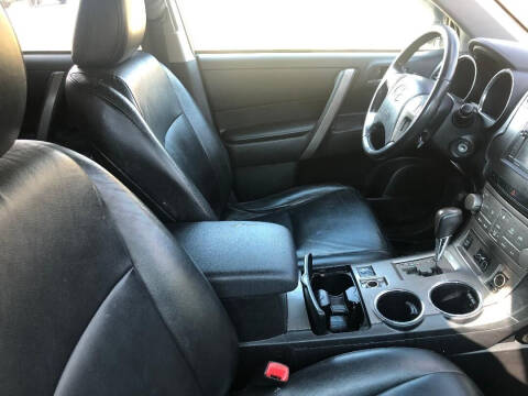 2010 Toyota Highlander SE