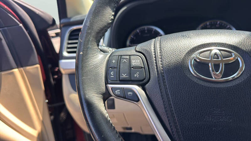 2015 Toyota Highlander LE Plus