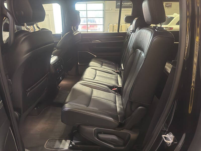 2024 Jeep Wagoneer L Series III