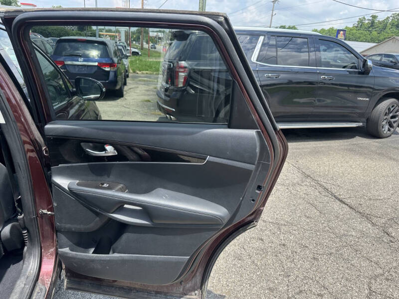 2020 Kia Sorento LX V6