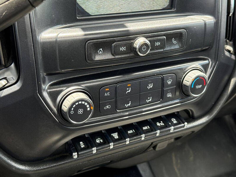 2022 Chevrolet Silverado 5500HD