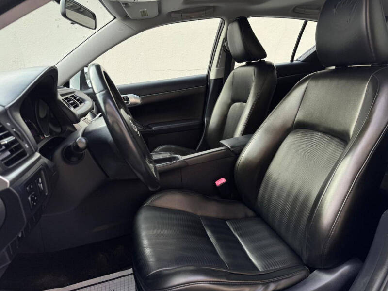 2012 Lexus CT 200h Premium