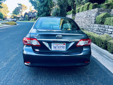 2011 Toyota Corolla LE