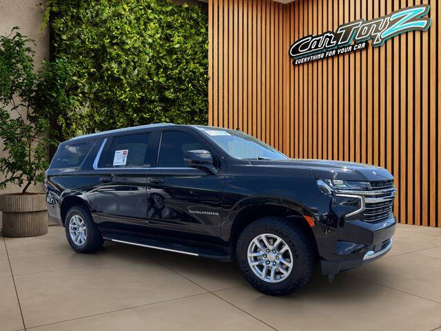 2023 Chevrolet Suburban LT