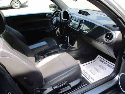 2013 Volkswagen Beetle Convertible