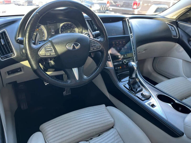 2016 Infiniti Q50 Red Sport 400