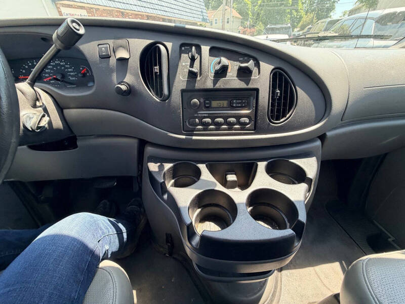 2006 Ford E-Series E-350 SD XL