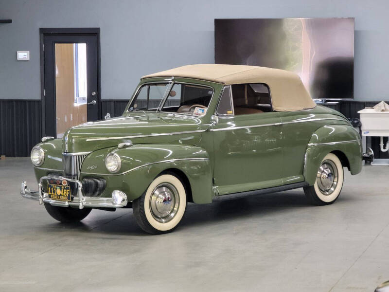 1941 Ford Super Deluxe