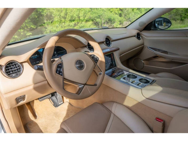 2018 Karma Revero