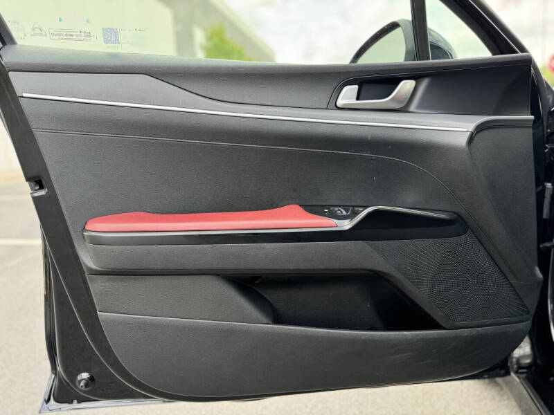 2023 Kia K5 GT-Line