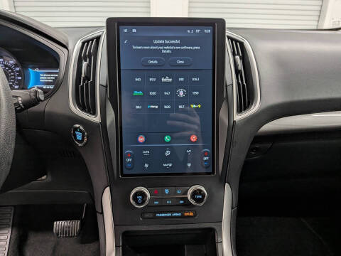 2024 Ford Edge SE