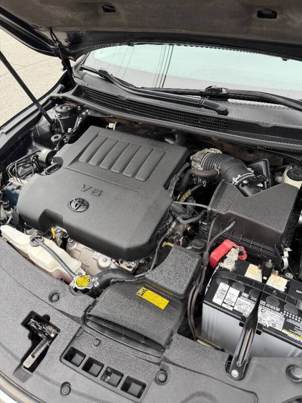 2013 Toyota Avalon XLE