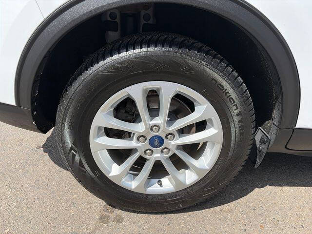 2020 Ford Escape SE