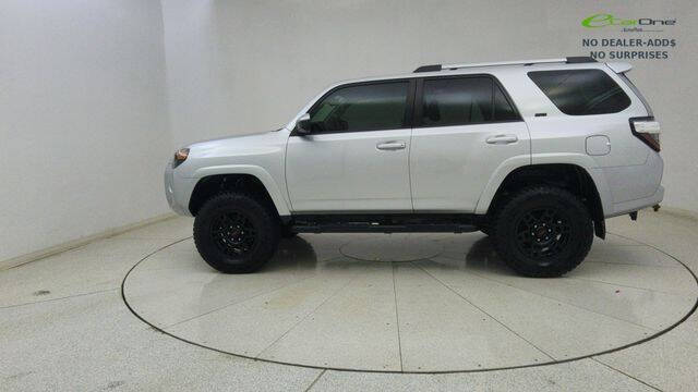 2022 Toyota 4Runner SR5