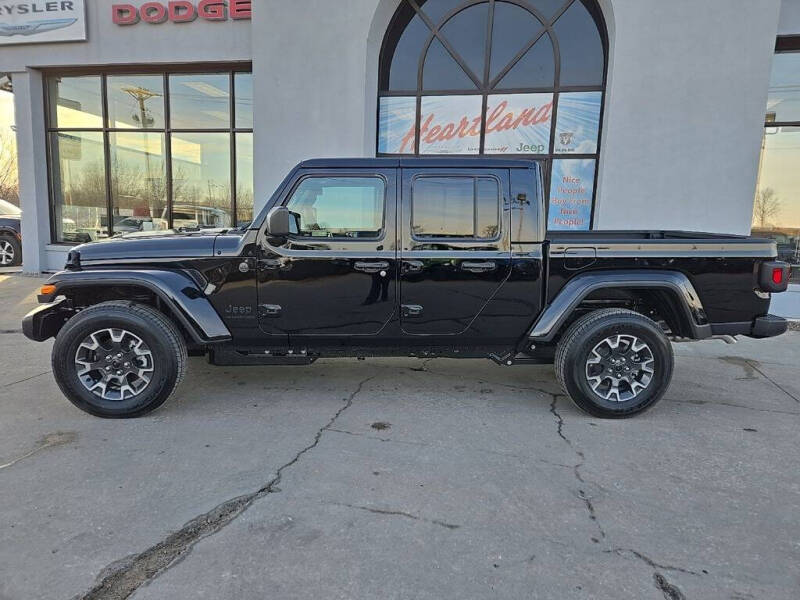 2026 Jeep Gladiator Sahara
