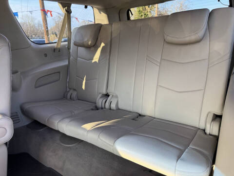 2017 Cadillac Escalade ESV Premium Luxury
