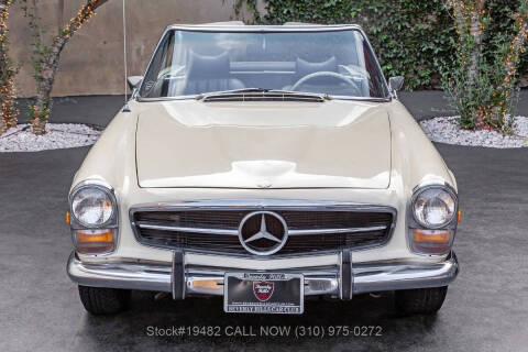 1970 Mercedes-Benz 280-Class