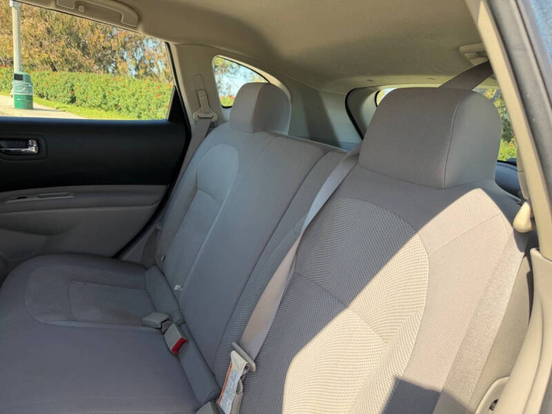 2012 Nissan Rogue S