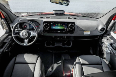 2025 Mercedes-Benz Sprinter 2500