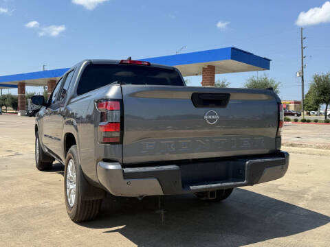 2022 Nissan Frontier SV