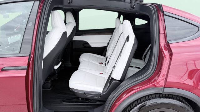 2023 Tesla Model X Standard Range