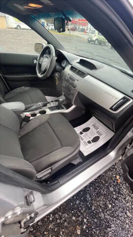 2009 Ford Focus SES
