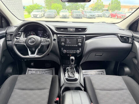 2018 Nissan Rogue Sport SV