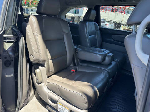 2013 Honda Odyssey EX-L w/DVD