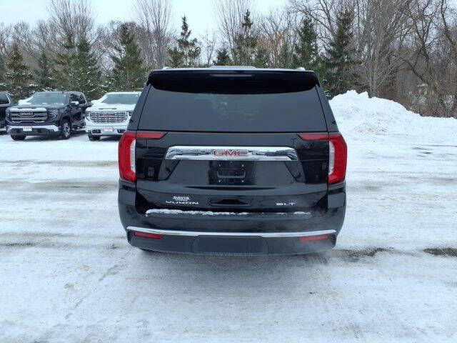 2022 GMC Yukon SLT