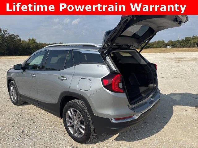 2023 GMC Terrain SLT