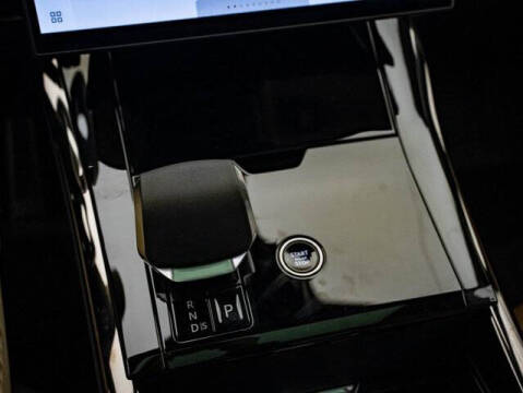 2025 Land Rover Range Rover Sport P460e Dynamic SE