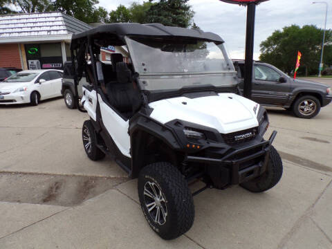 2016 Honda sxs1000m5