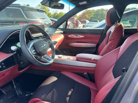 2023 Genesis GV70 2.5T Standard
