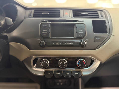 2013 Kia Rio 5-Door EX