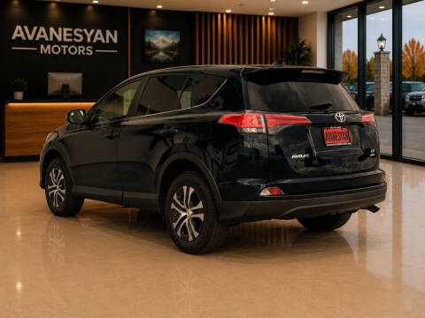 2018 Toyota RAV4 LE