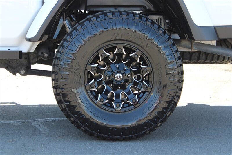 2021 Jeep Gladiator Mojave